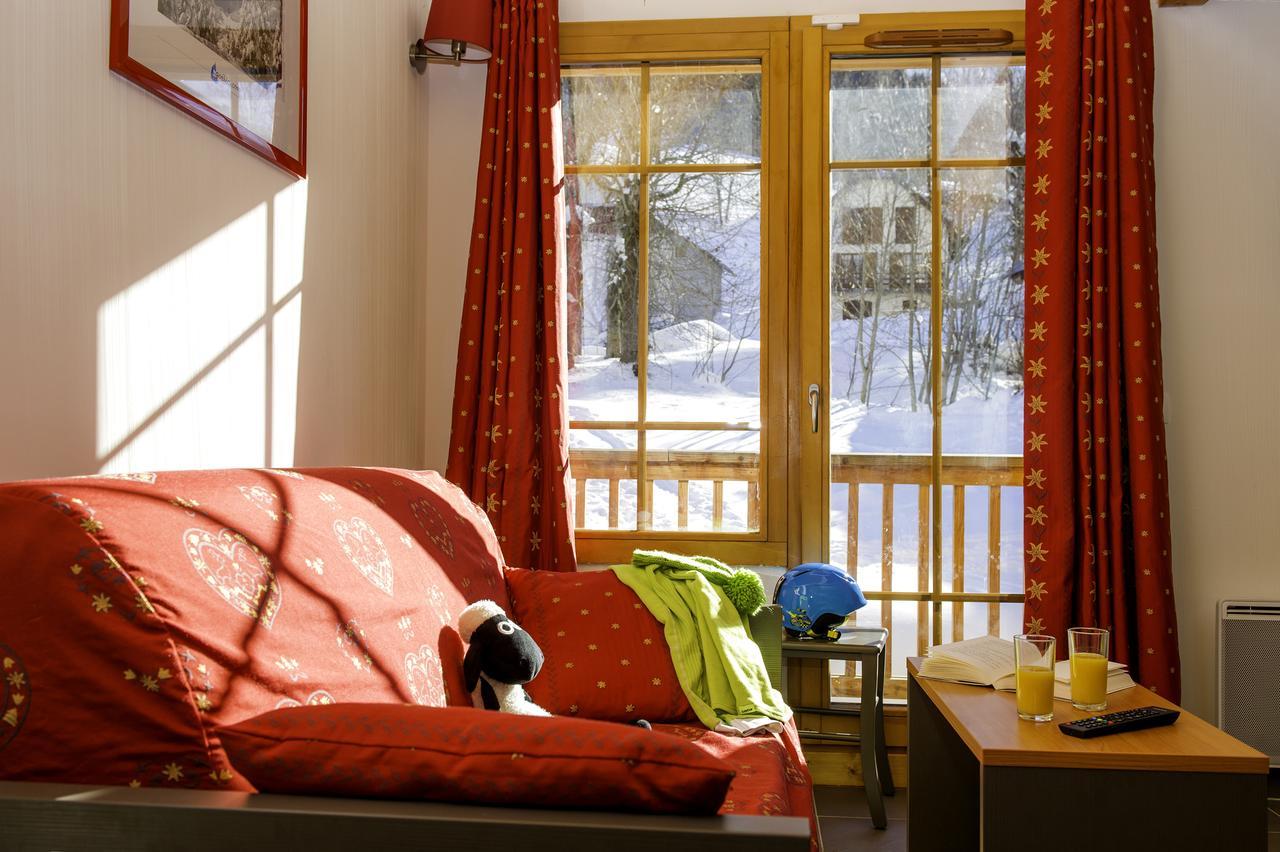 Goélia Les Chalets de Belledonne Saint-Colomban-des-Villards Extérieur photo